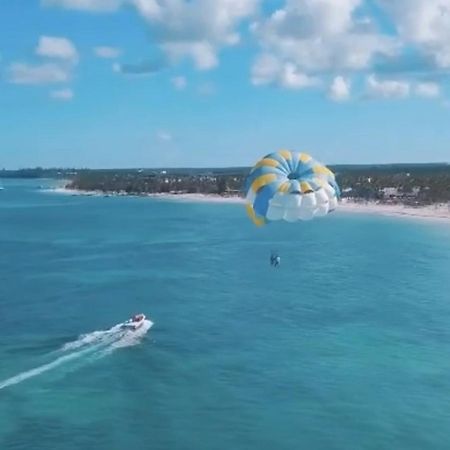 Vacation Studios With Rooftop Pool, Beach Club, Spa, Restaurants - Ducassi Collection - Playa Los Corales Пунта-Кана Экстерьер фото