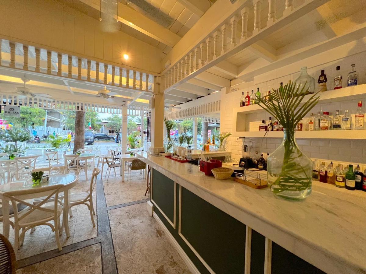 Vacation Studios With Rooftop Pool, Beach Club, Spa, Restaurants - Ducassi Collection - Playa Los Corales Пунта-Кана Экстерьер фото